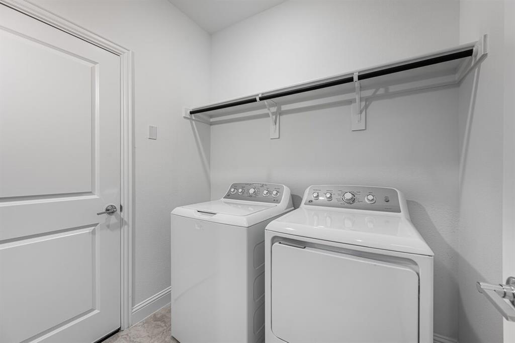 3333 Little Bluestem Road Property Photo 28