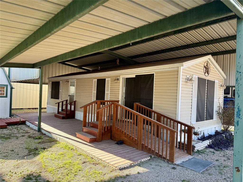 112 Alfa Drive Property Photo 1