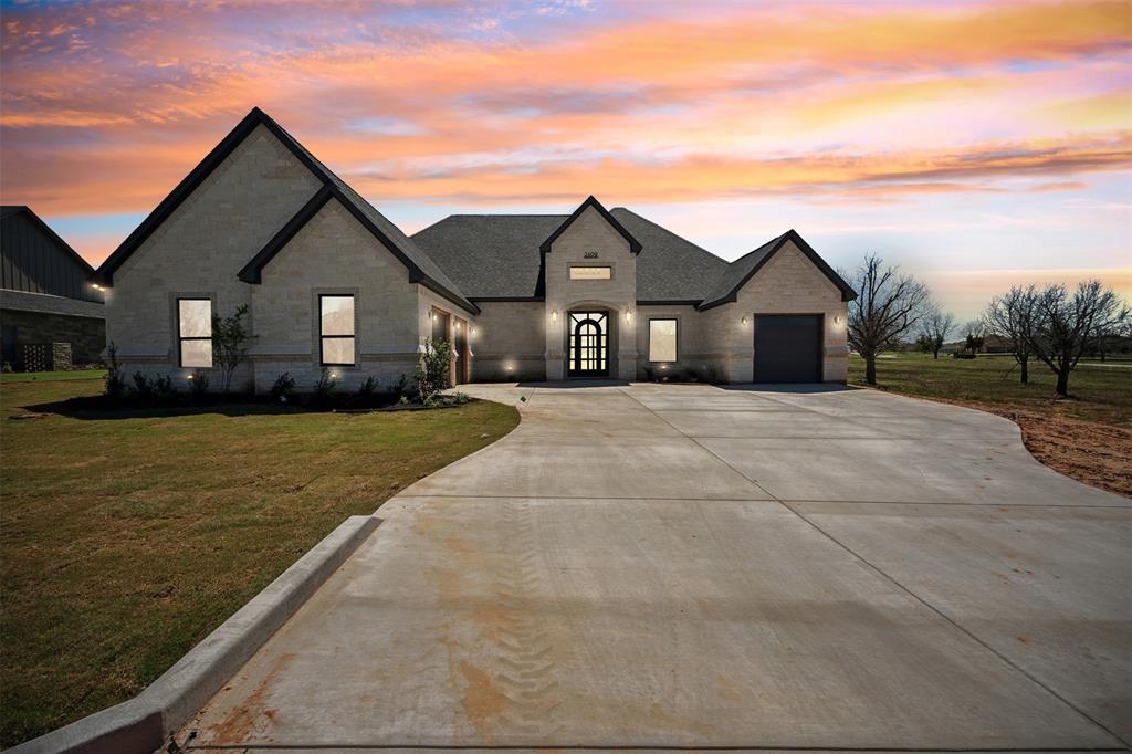 2409 Candlestick Drive Property Photo 2
