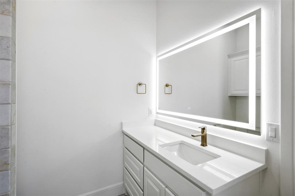 2409 Candlestick Drive Property Photo 20