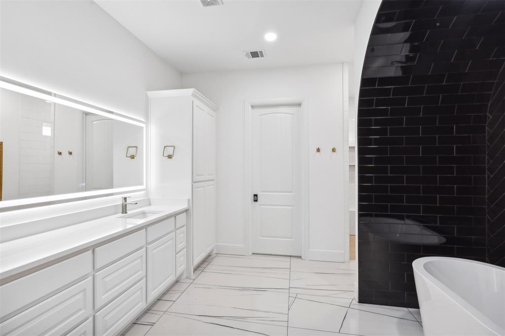 2409 Candlestick Drive Property Photo 29