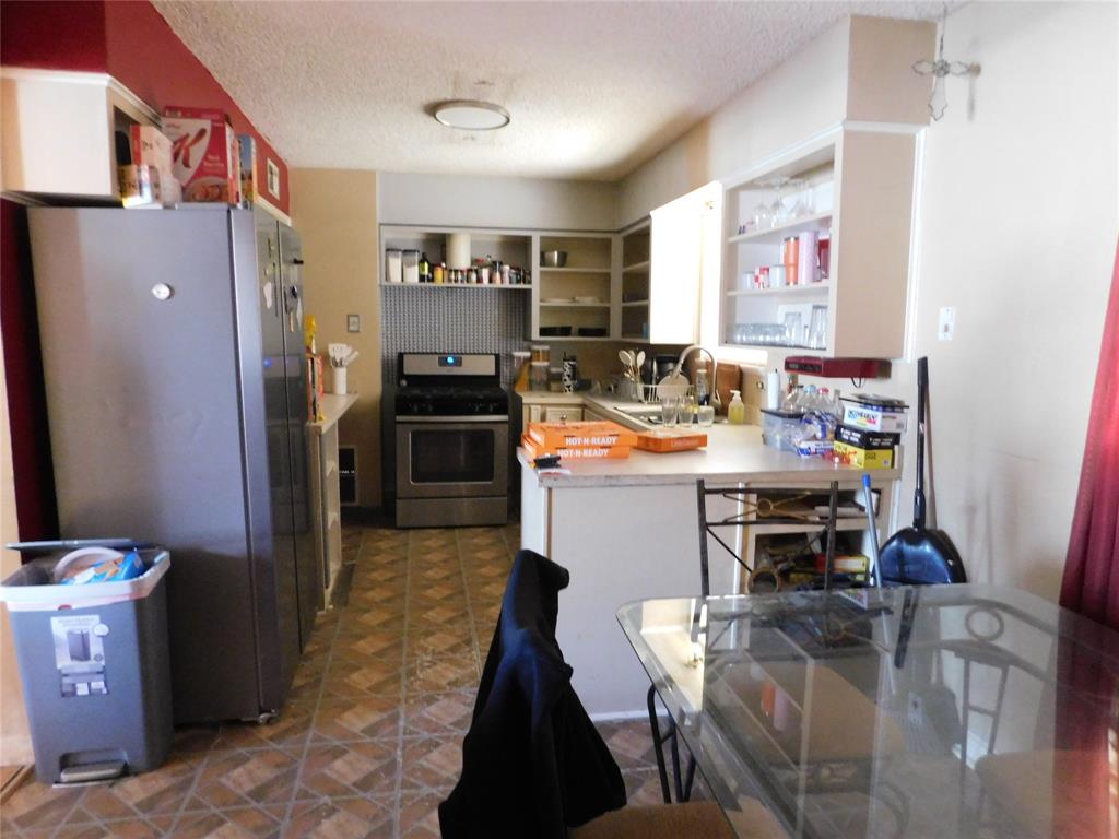 5203 Clinton Avenue Property Photo 8