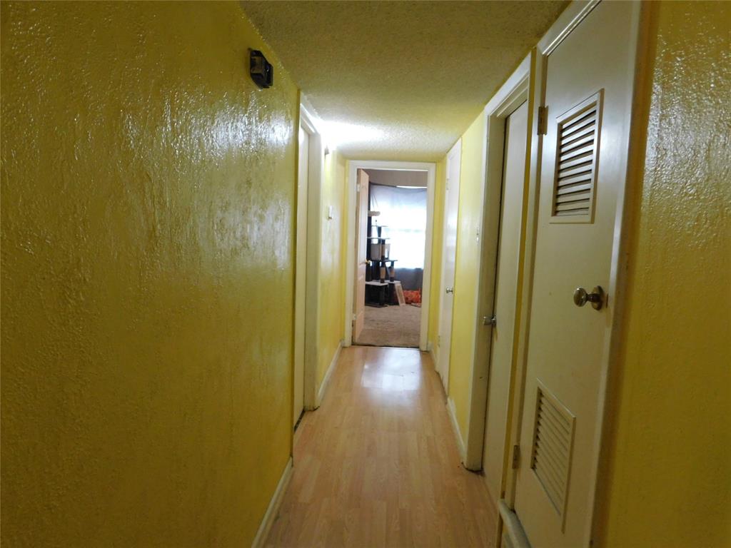 5203 Clinton Avenue Property Photo 12