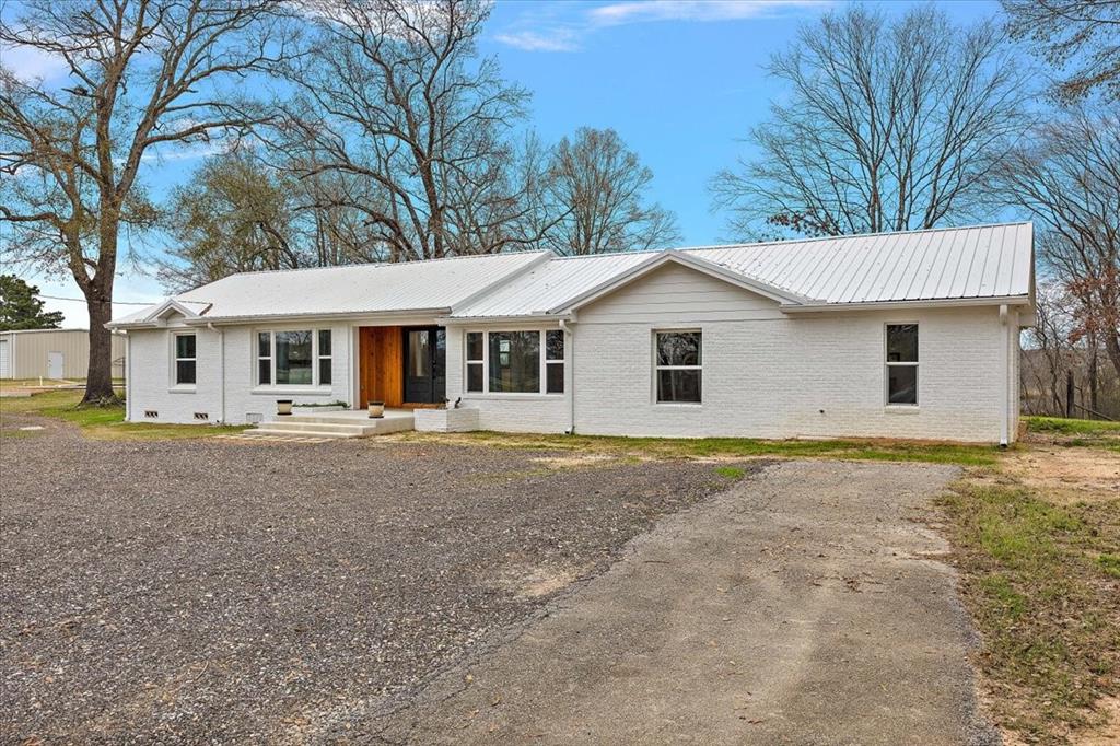 Shelbyville Real Estate Listings Main Image
