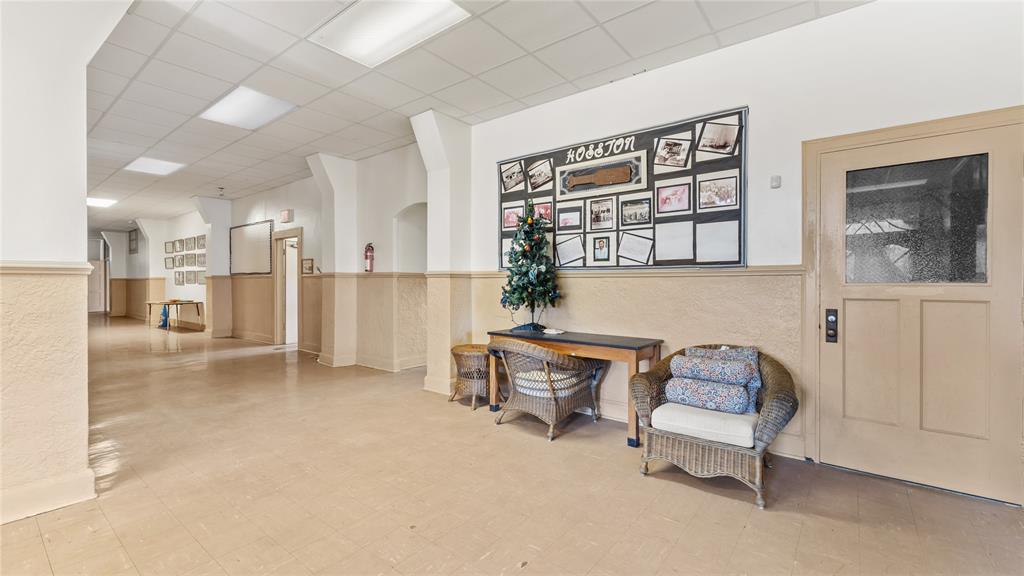14905 Oak Street Property Photo 13