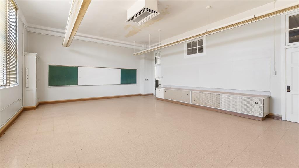 14905 Oak Street Property Photo 20