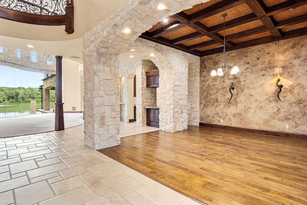 4331 Mark Hayes Court Property Photo 10