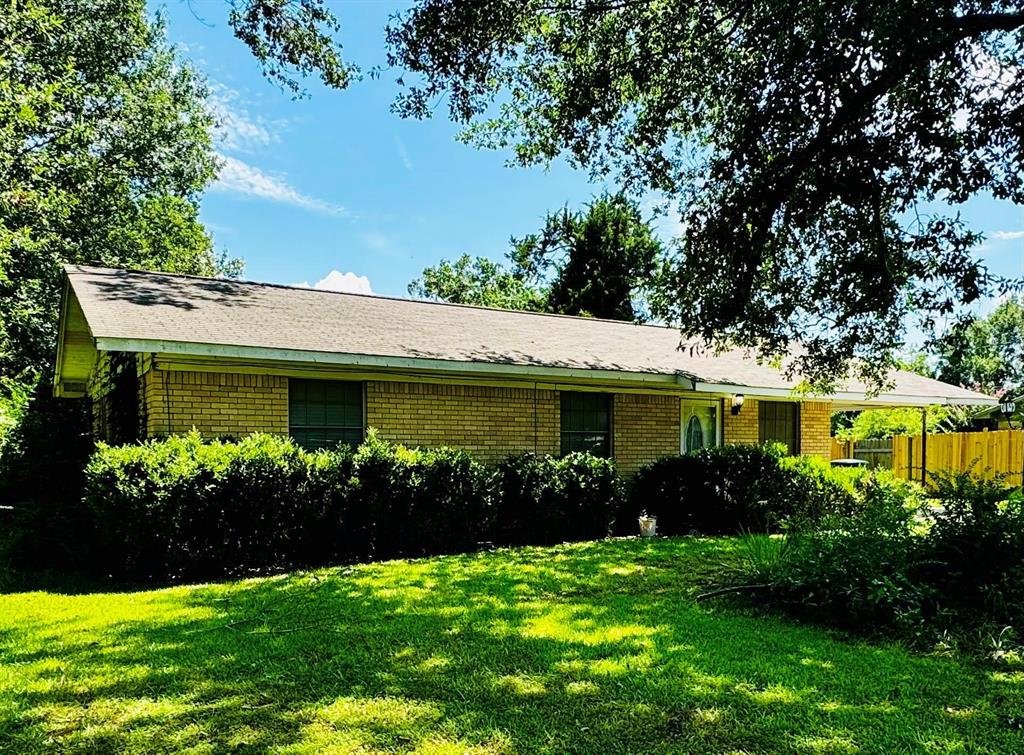 6317 Westwood Road Property Photo