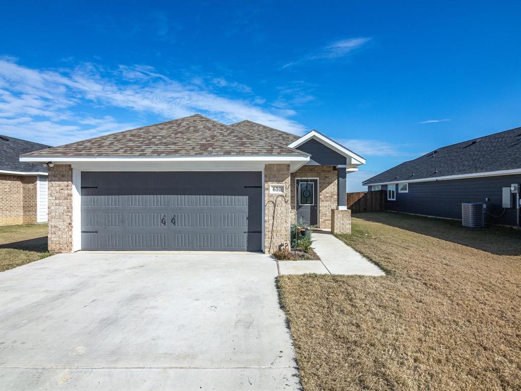 Garrett Real Estate Listings Main Image