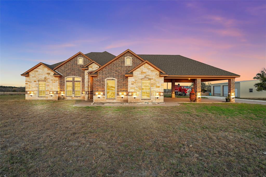 9072 N Lone Star Parkway Property Photo