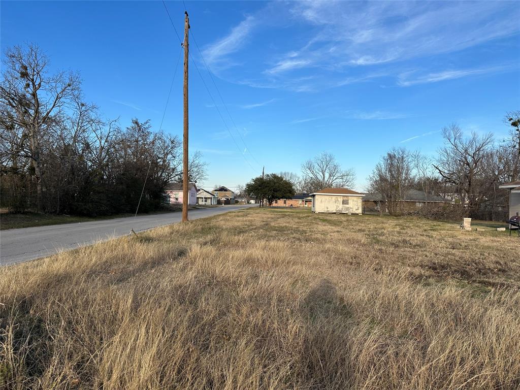 405 College Md Road Property Photo 3