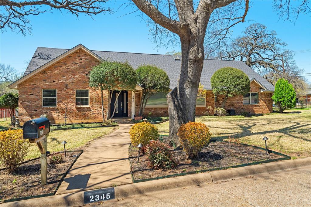 2345 Robinhood Drive Property Photo