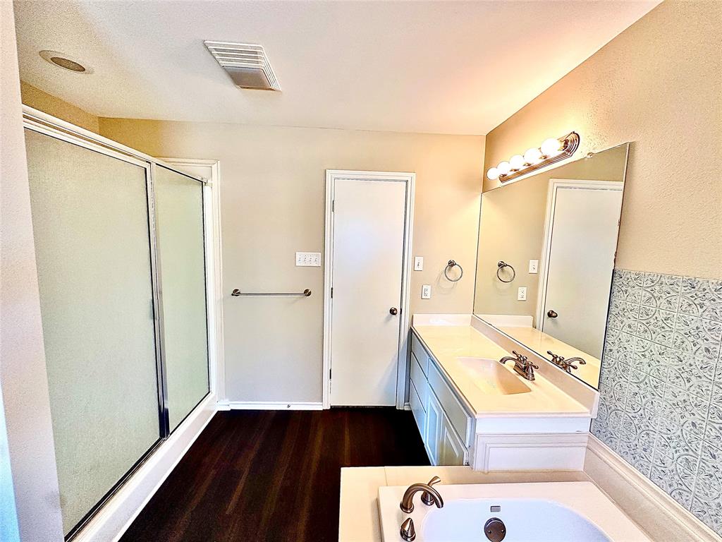 1010 S 4th Street Property Photo 12