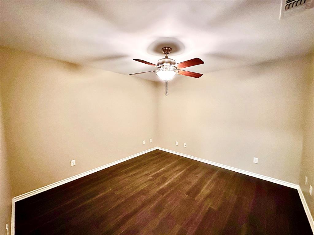 1010 S 4th Street Property Photo 21