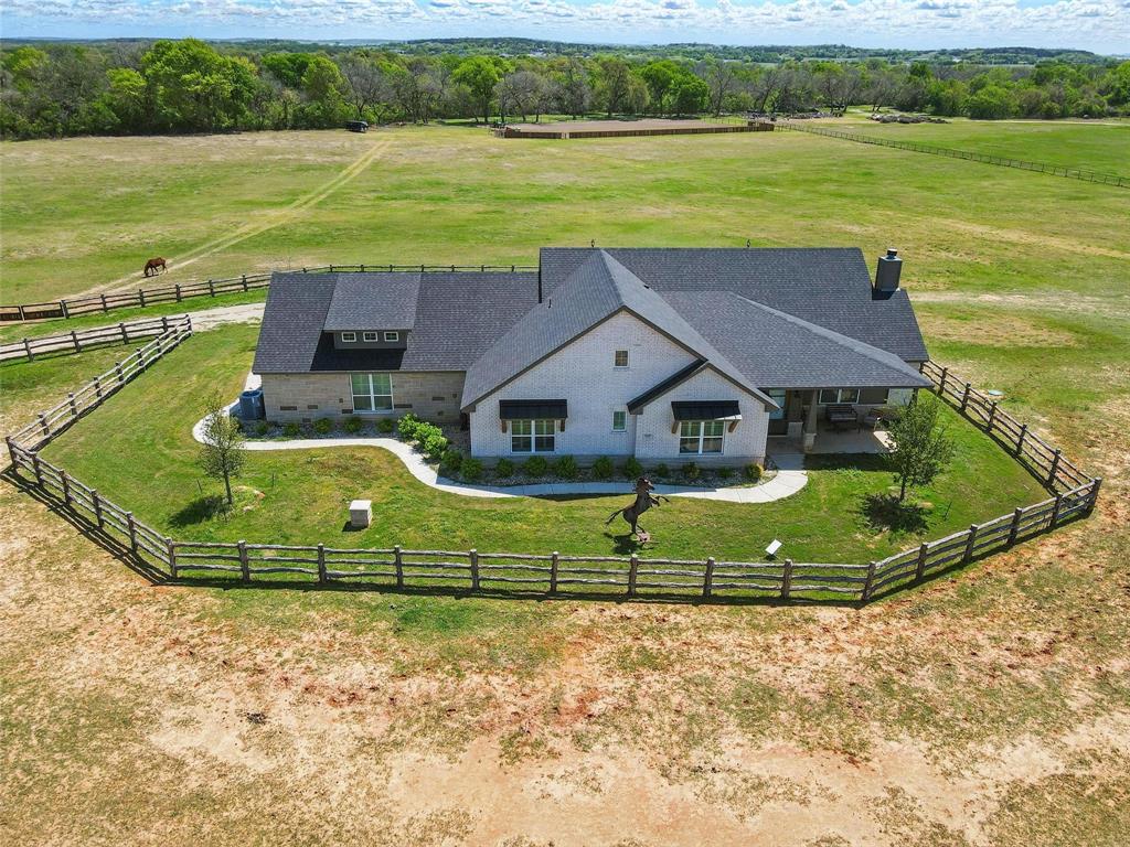 5255 Dennis Road Property Photo