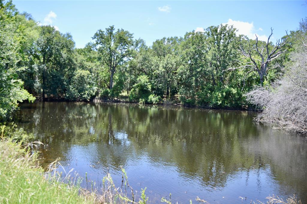 727 N Fm 573 Property Photo 1