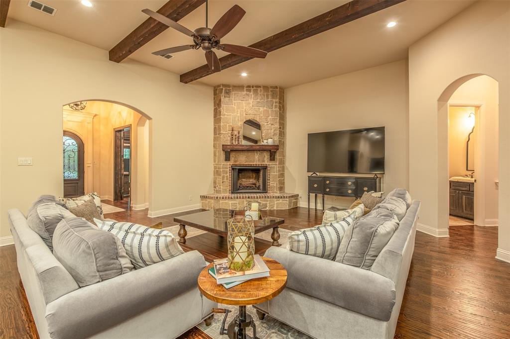 7725 Bella Milano Drive Property Photo 9