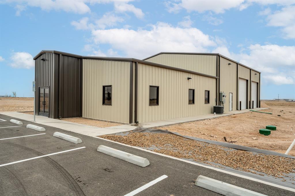 12113 Jordy Property Photo 3