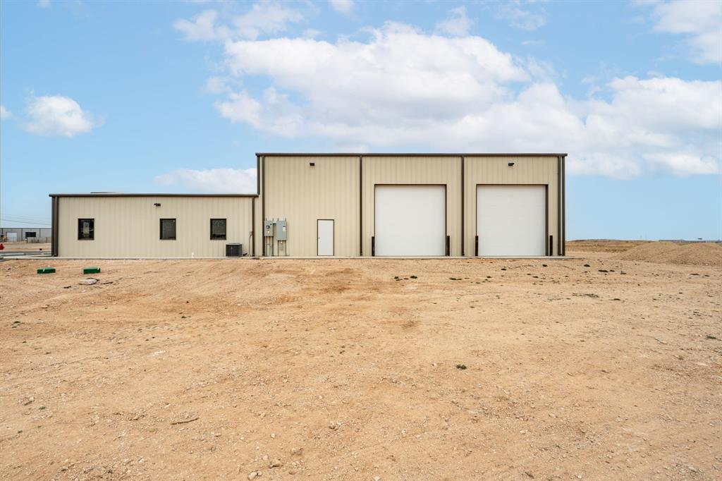 12113 Jordy Property Photo 5