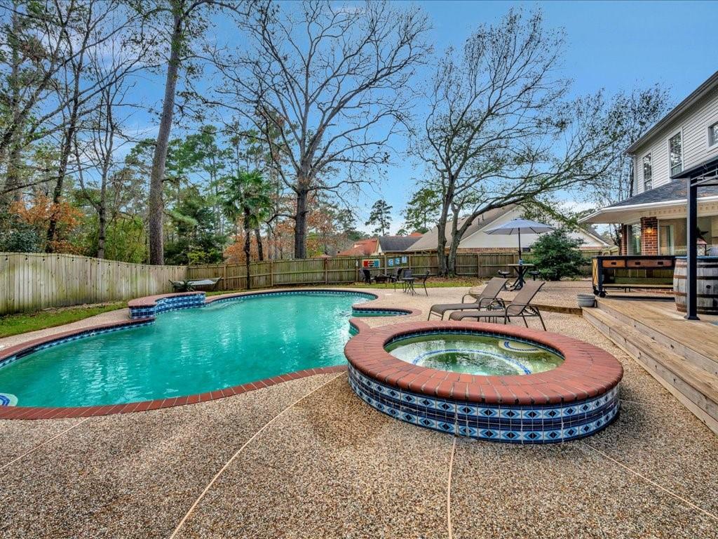 12 Columbia Court Property Photo