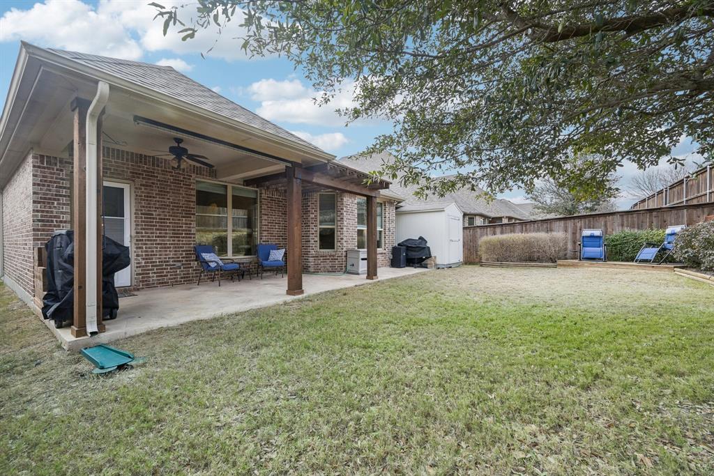 808 Spring Falls Drive Property Photo 27