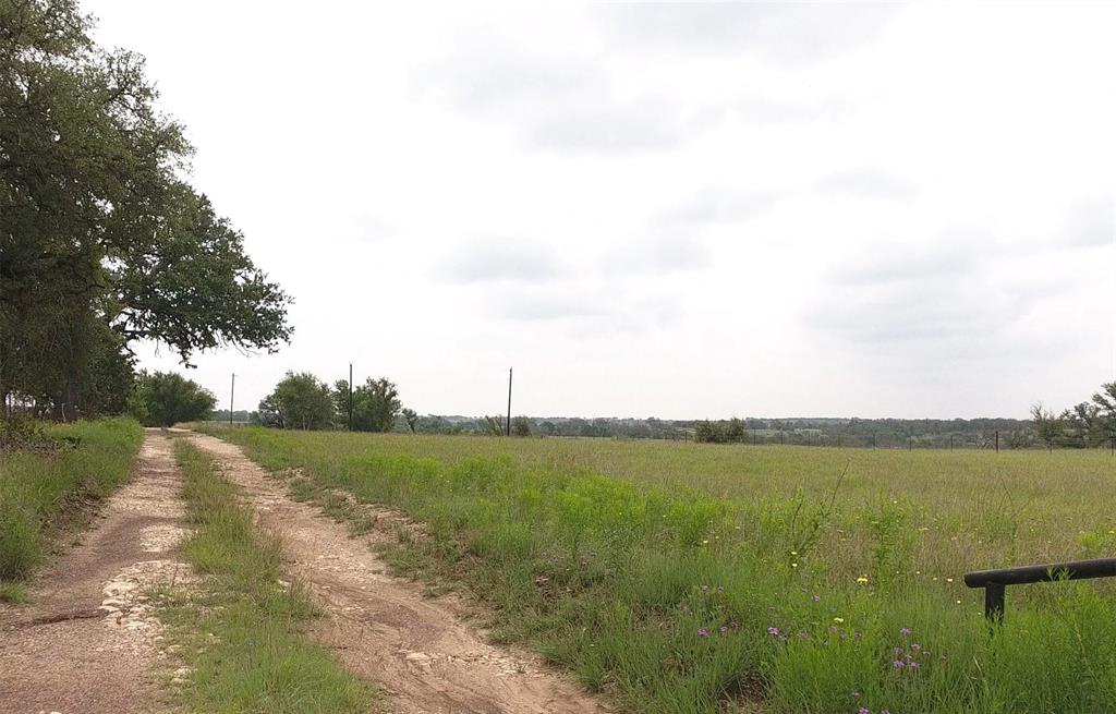00 Fm 1047 Property Photo 2