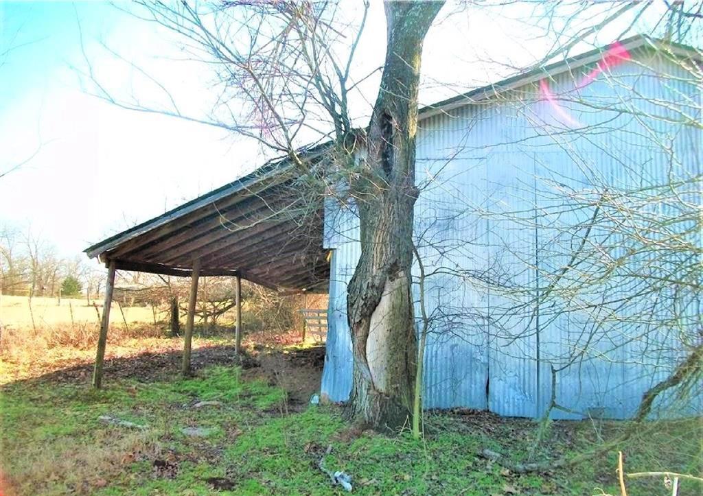 10800 N Highway 271 Property Photo 13
