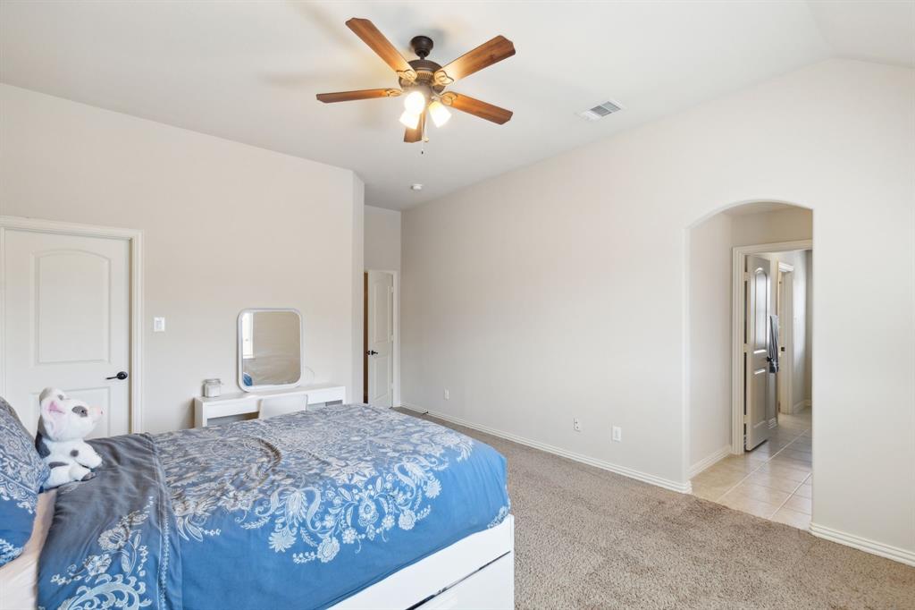2200 Glasgow Drive Property Photo 32