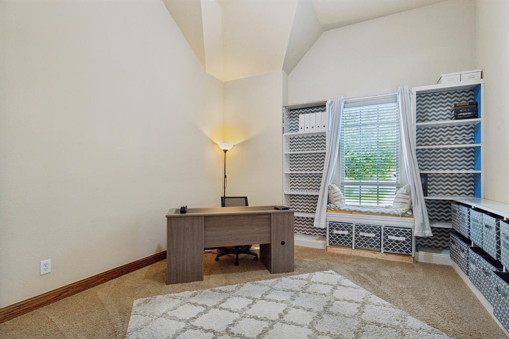 2200 Glasgow Drive Property Photo 37