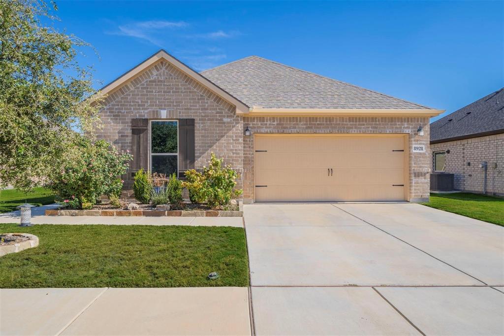 8928 Bison Creek Drive Property Photo