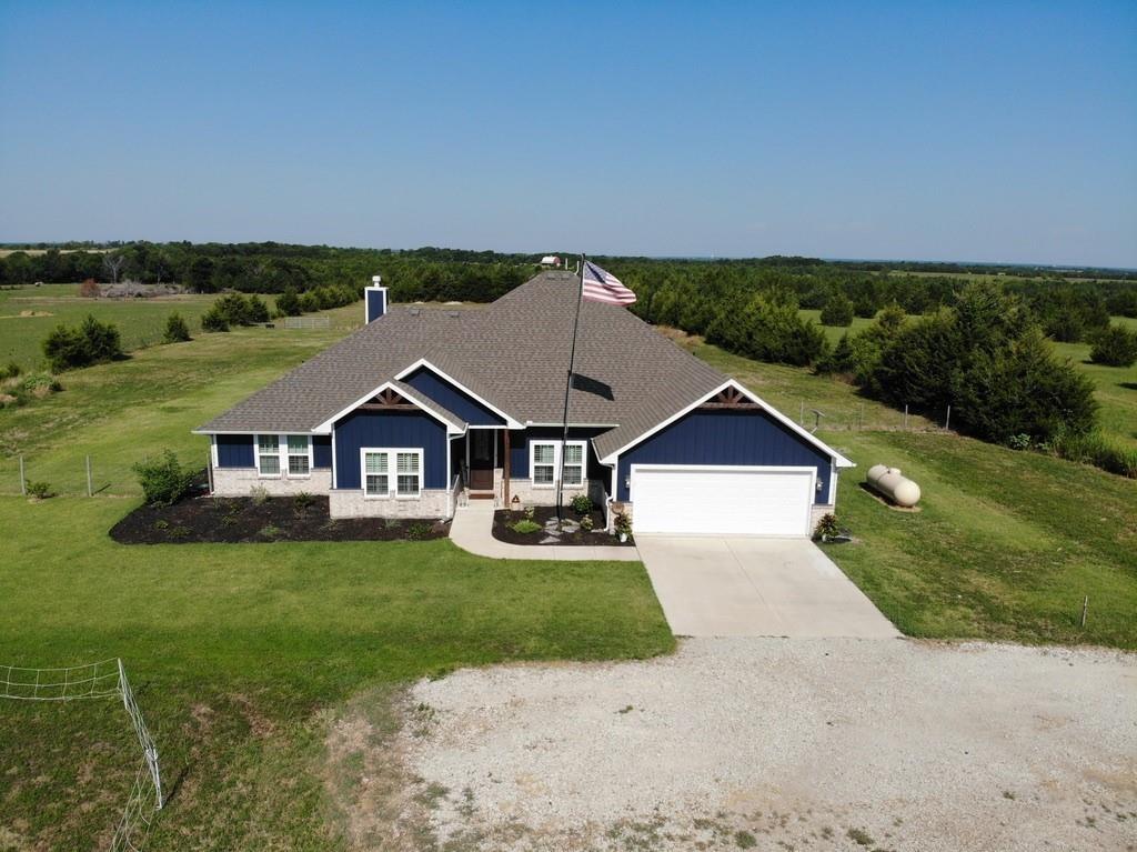 895 County Road 2909 Property Photo