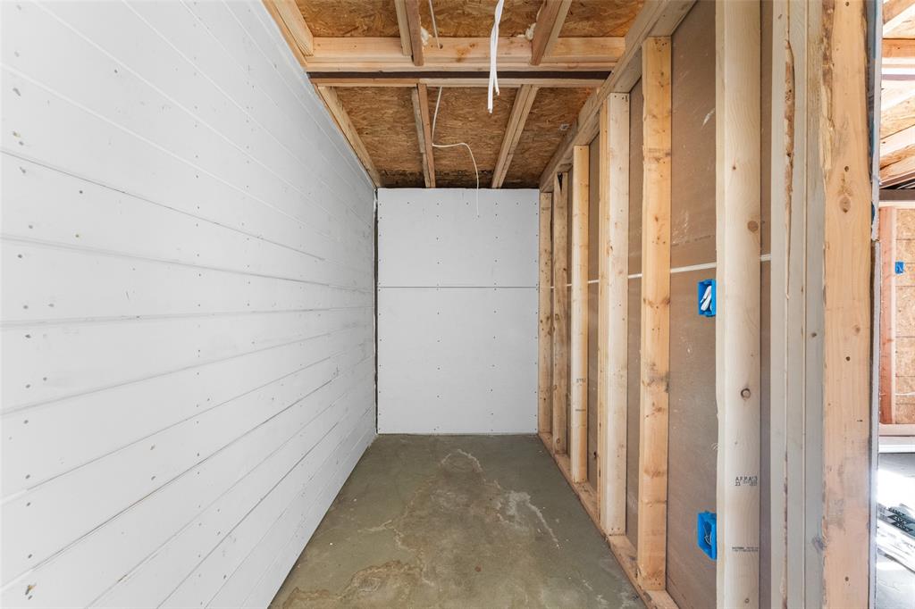 6511 S Ih-45 E Property Photo 29