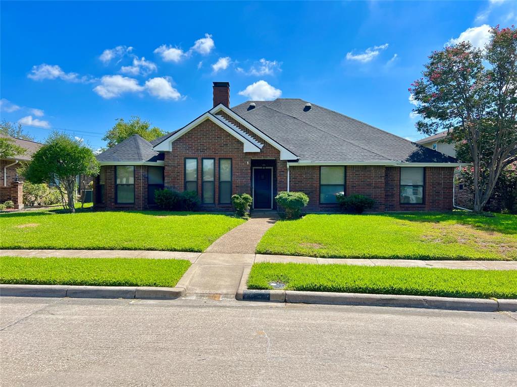 1028 Silverthorn Court Property Image