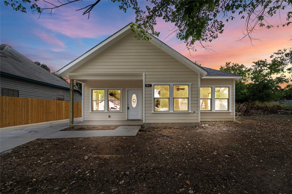 1612 E Leuda Street Property Photo 1