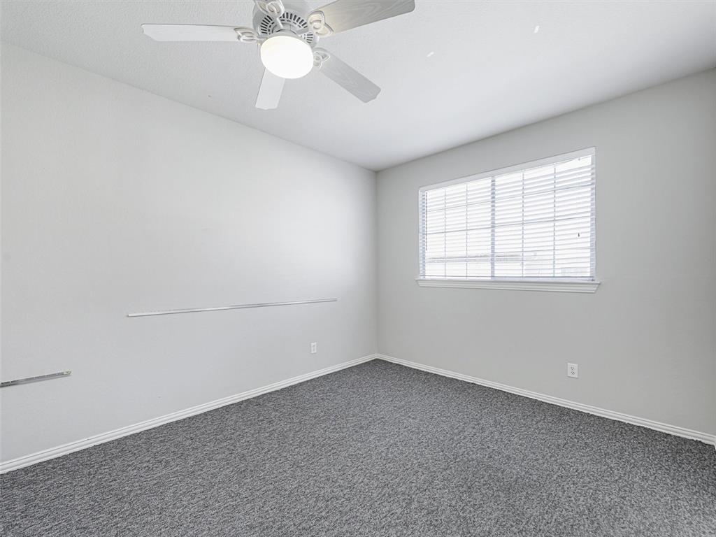 7513 Hasselt Court Property Photo 32