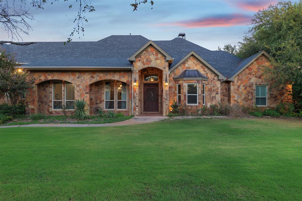 104 Bridle Wood Court Property Photo