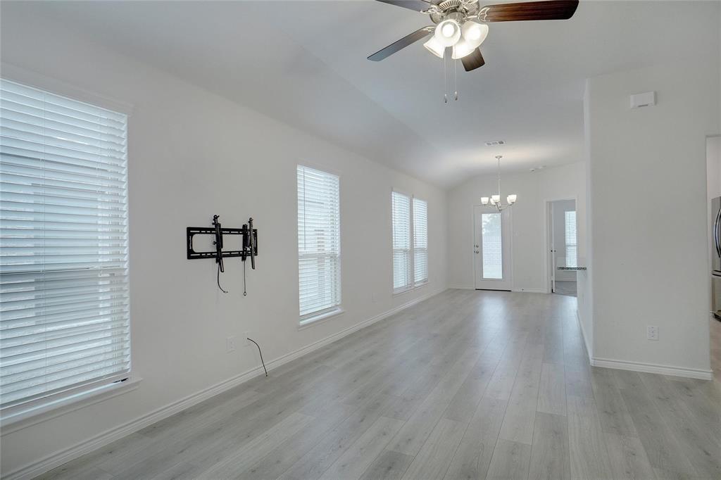 1709 New Holland Way Property Photo 3