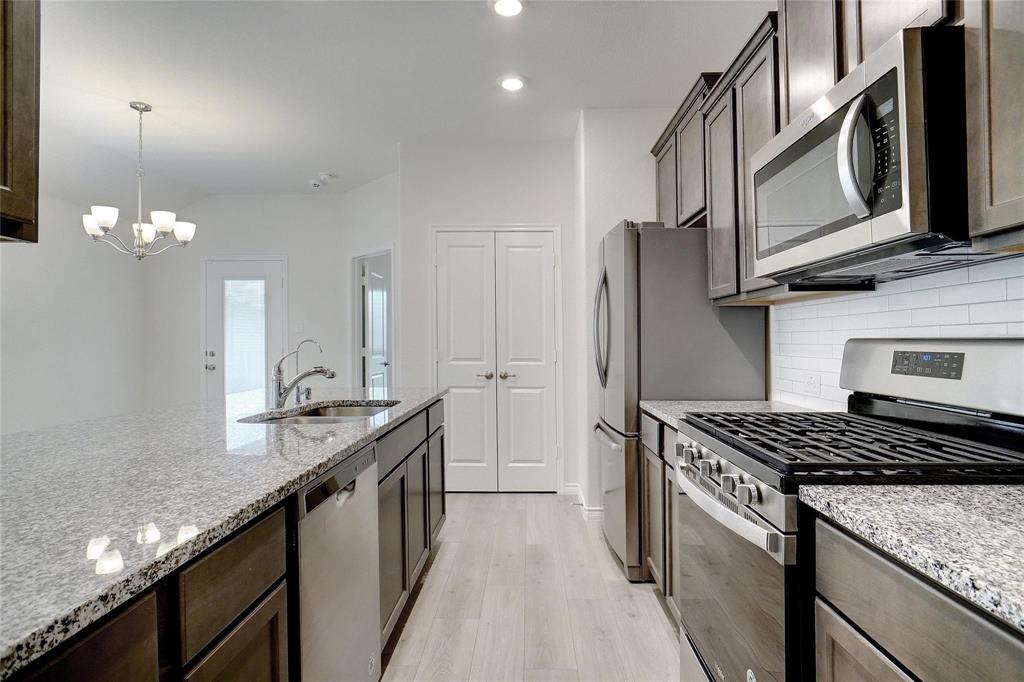 1709 New Holland Way Property Photo 12