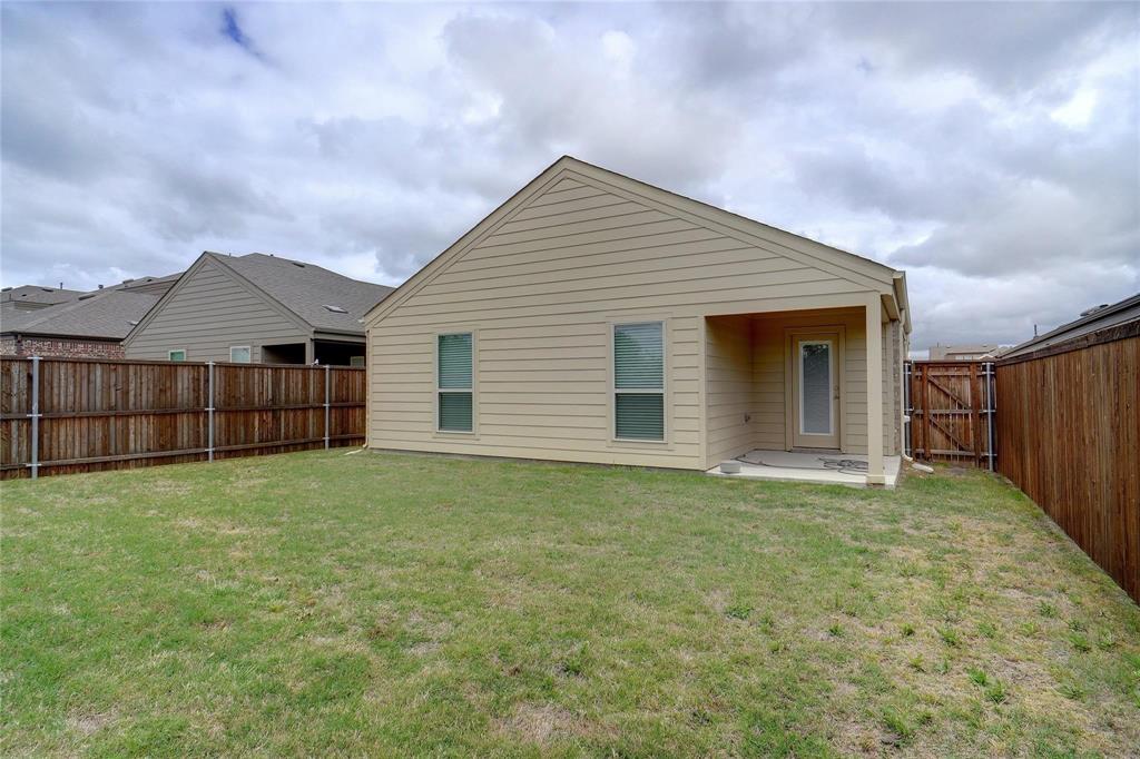 1709 New Holland Way Property Photo 19