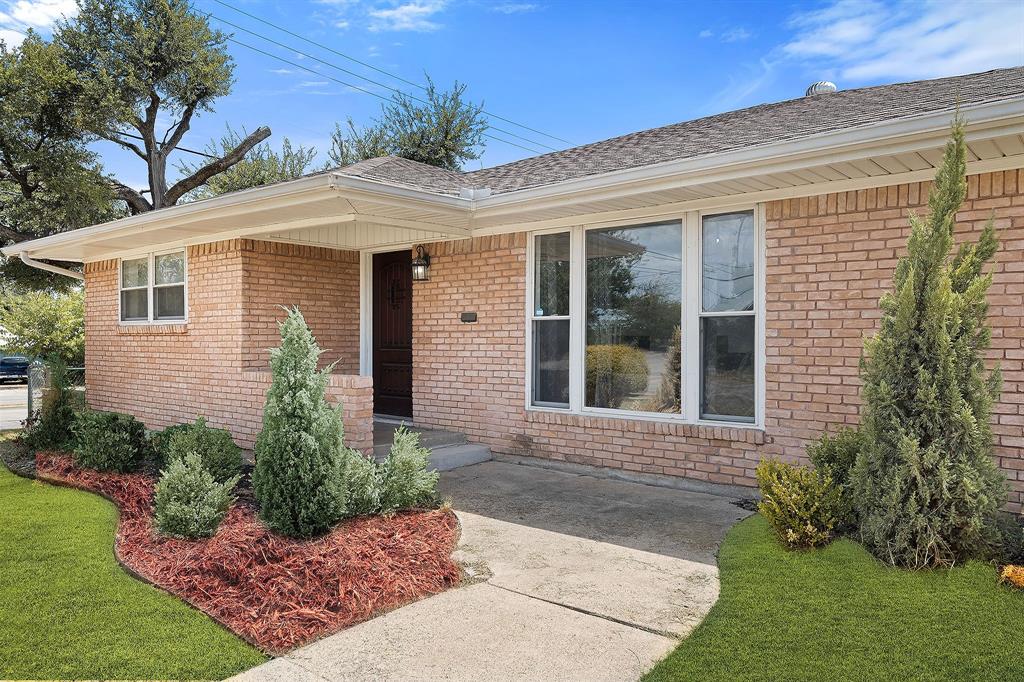 3364 Darvany Drive Property Photo 3
