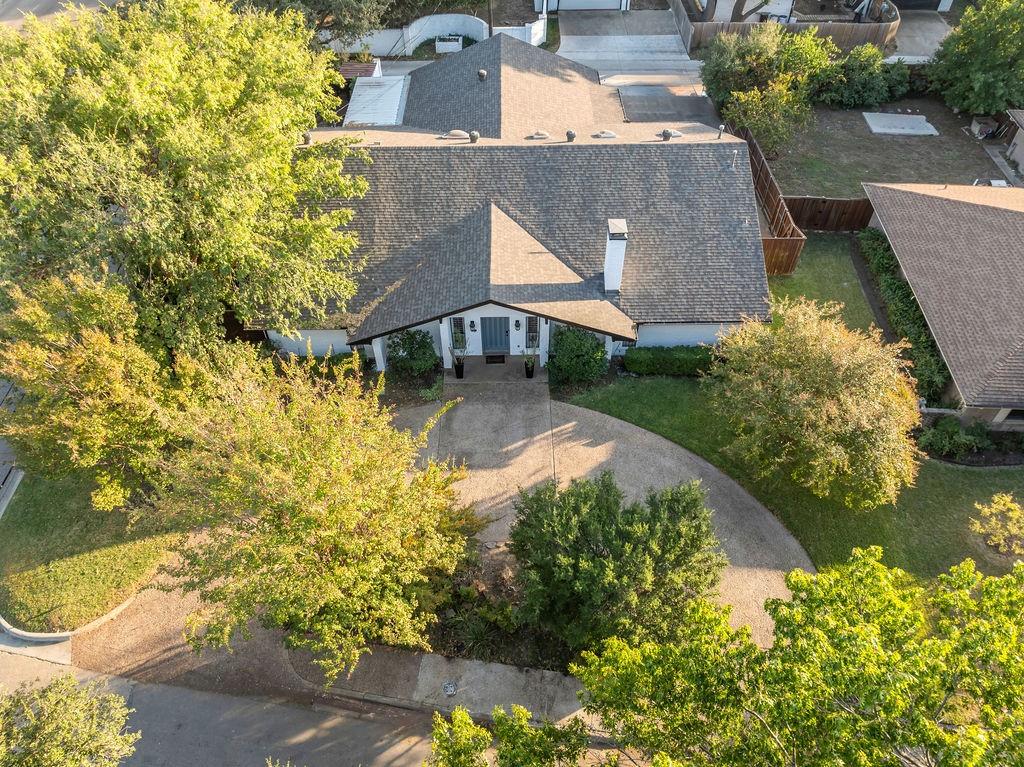 3330 Timberview Road Property Photo 2