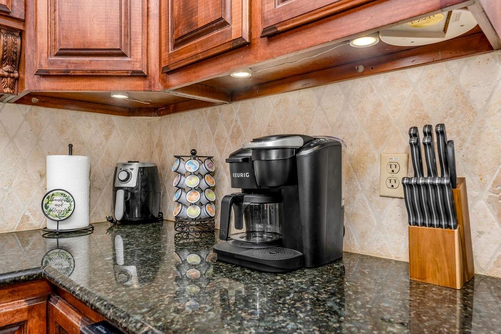 3330 Timberview Road Property Photo 20