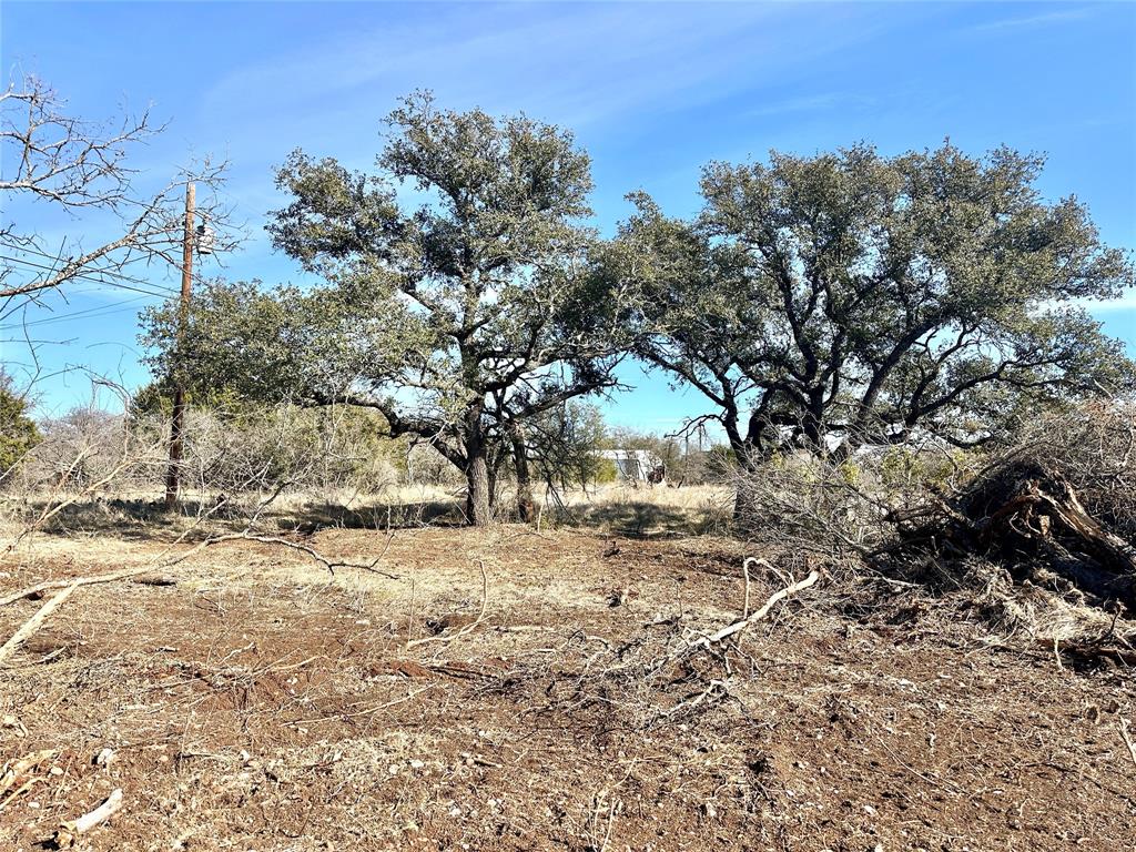 47 Fm 572 Property Photo 3