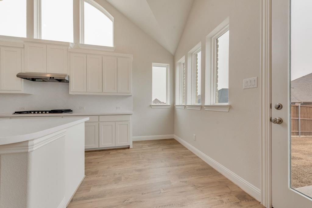 1224 Calebria Way Property Photo 13