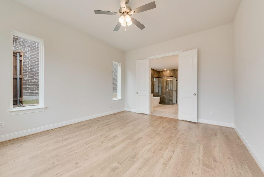 1224 Calebria Way Property Photo 24