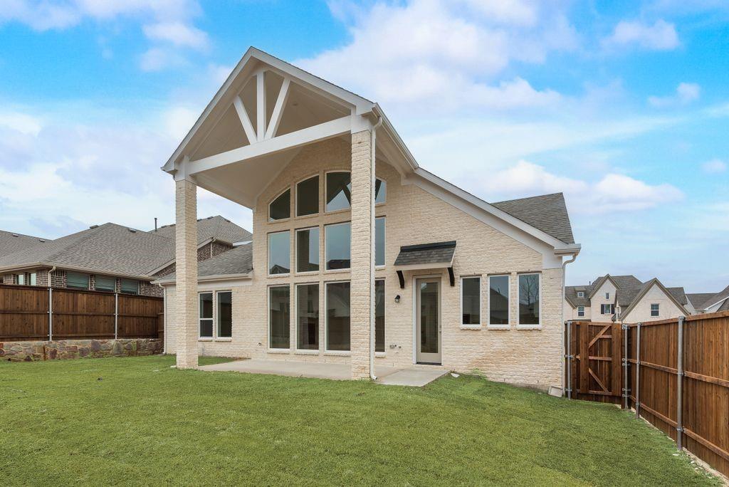 1224 Calebria Way Property Photo 33