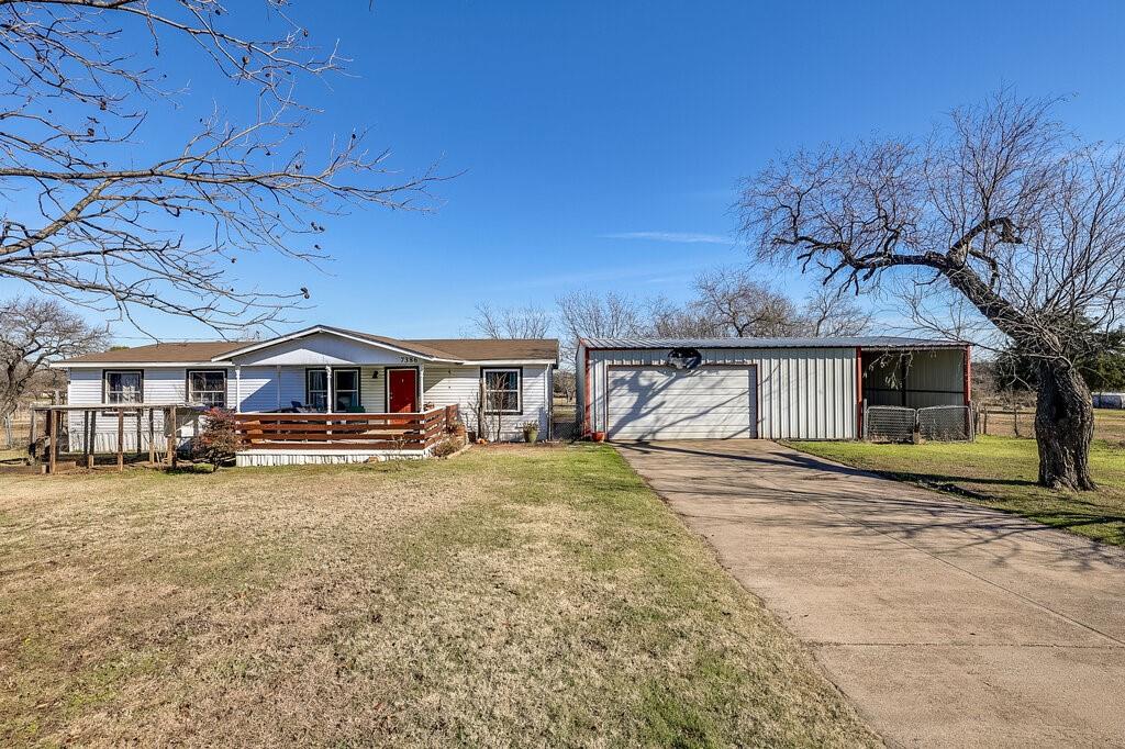 7386 Maxwell Road Property Photo