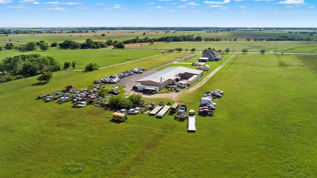 500 Fm 1198 Property Photo 4