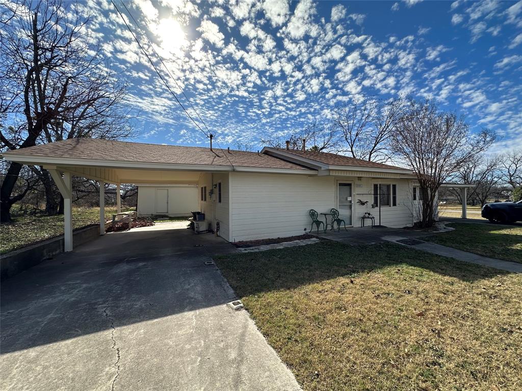 1002 E Milton Property Photo