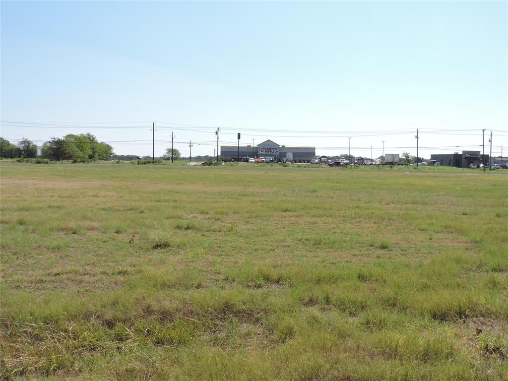 01 S Hwy 198 Property Photo 3